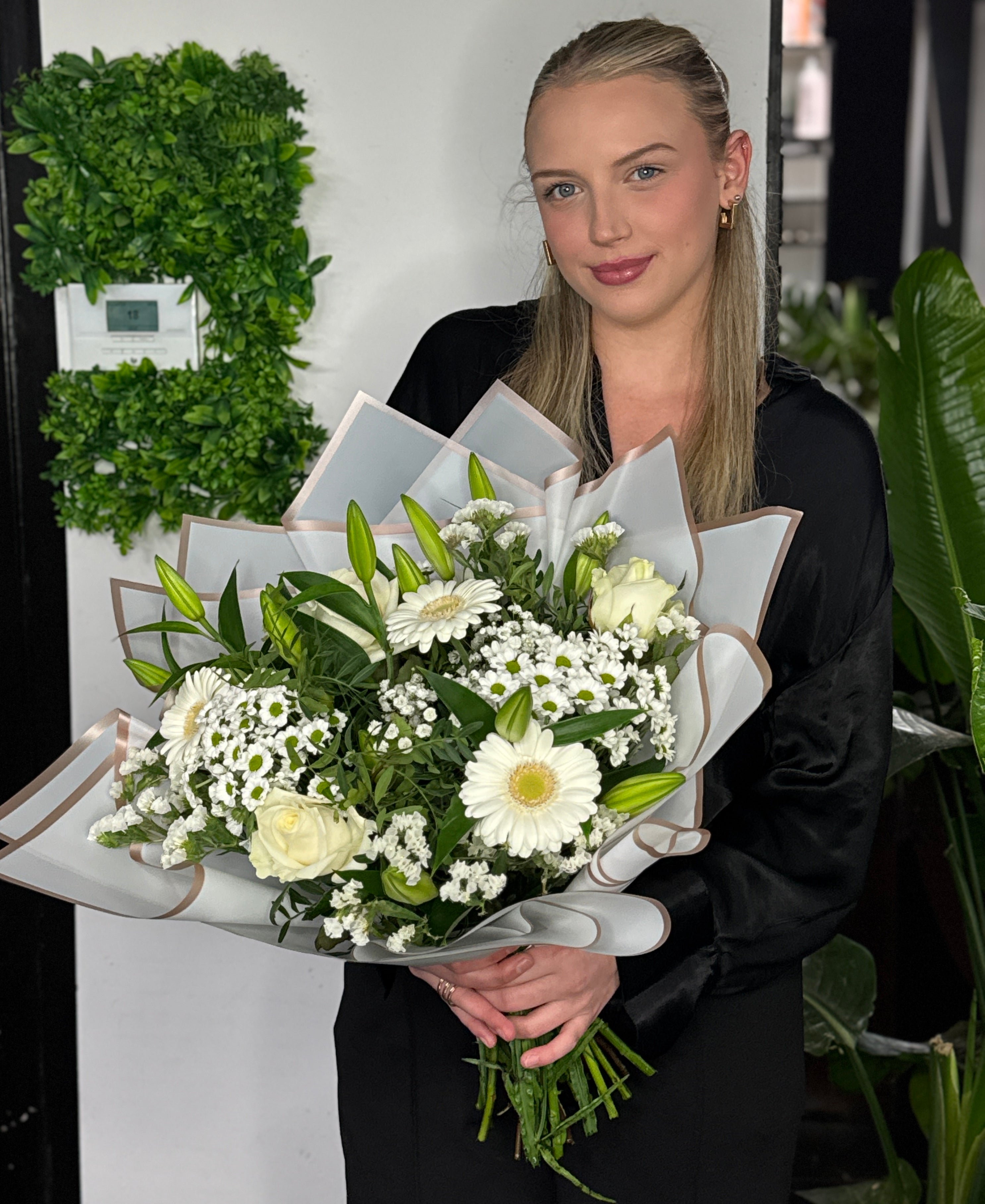 Een compact wit boeket